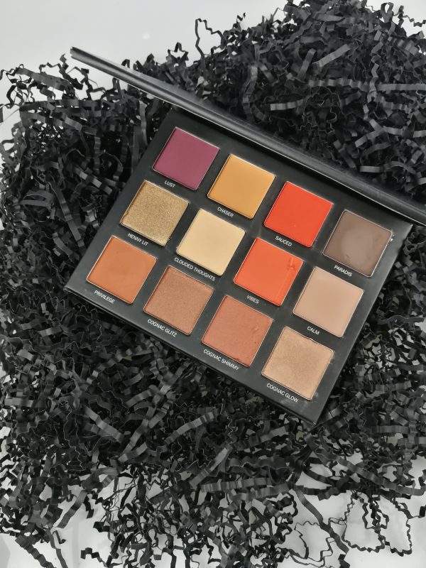 Pressed powder eyeshadows
